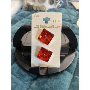 Streamline Red Faceted Square Buttons 25mm Vintage Sewing 2pc Card NOS